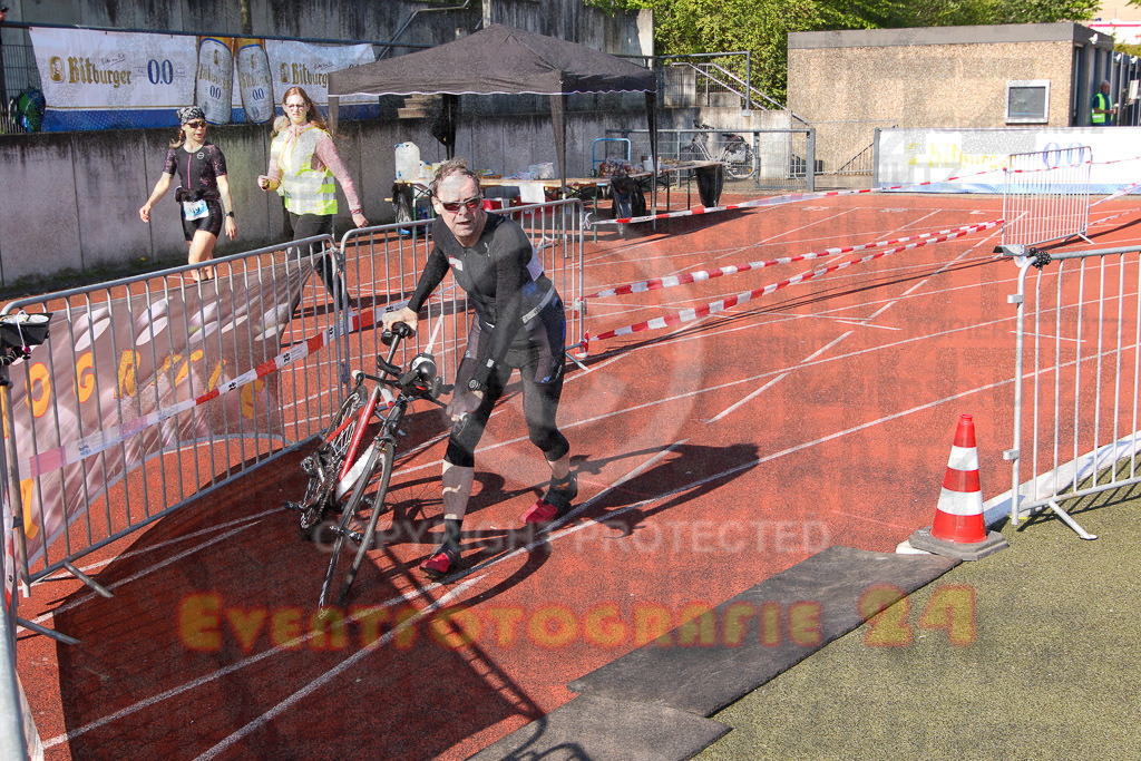 220424_1002_EV8_8719 | Sportfotografie im Rhein-Sieg Kreis, Köln, Bonn, NRW, Rheinland Pfalz, Hessen, etc. Unser Tätigkeitsfeld umfasst den Laufsport vom Volkslauf über den Marathon, Duathlon, Triathon bis zum Ultralauf wie Kölnpfad Ultra oder Schindertrail.
