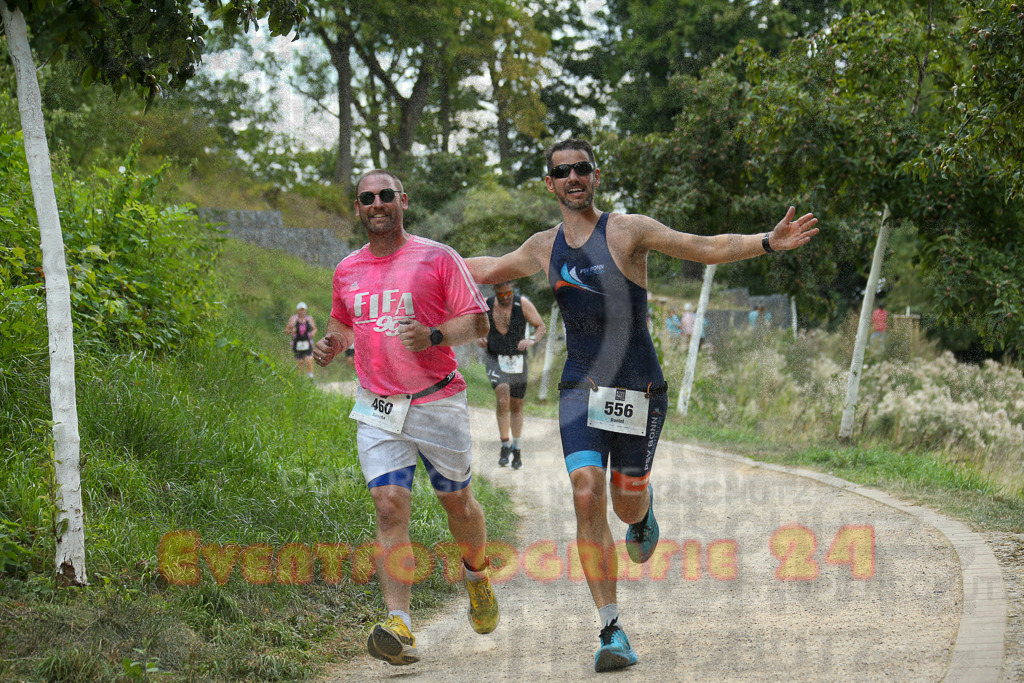 250824_1408_EX1_5081 | Sportfotografie im Rhein-Sieg Kreis, Köln, Bonn, NRW, Rheinland Pfalz, Hessen, etc. Unser Tätigkeitsfeld umfasst den Laufsport vom Volkslauf über den Marathon, Duathlon, Triathon bis zum Ultralauf wie Kölnpfad Ultra oder Schindertrail.