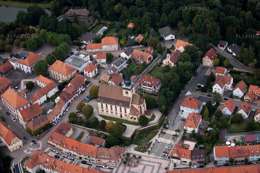 Vue aérienne: Vue de la ville à Lauterbourg dans le département Bas Rhin, France.Photo: IMG_53347.jpg prise le 23/09/2012 par Werner Riehm/FLY-FOTO.euRésolution de l'original: 4752 x 3168 px