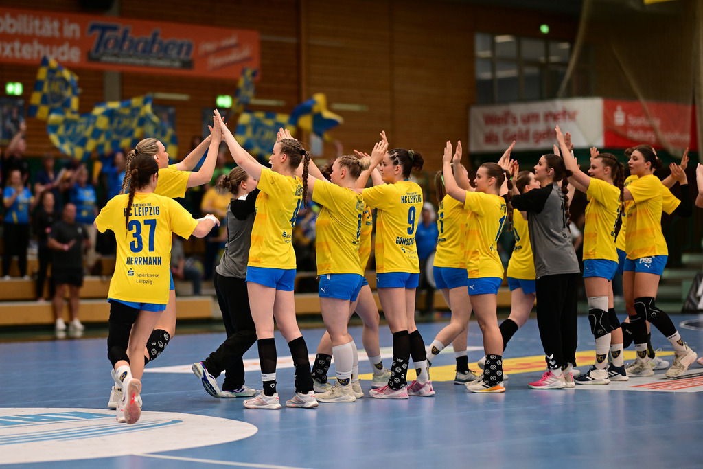 Handball I Juniorinnen I Saison 2024-2025 I Deutsche Meisterschaft I Viertelfinale I Buxtehuder SV - HC Leipzig | Der Sportfotograf. - Realisiert mit Pictrs.com