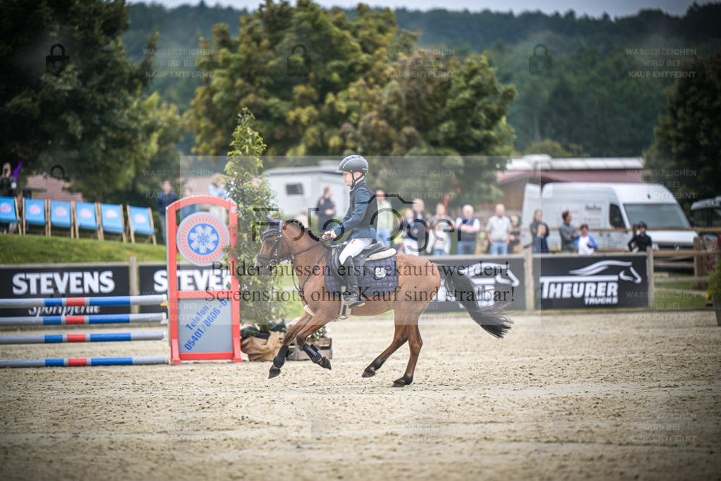 DOS_0955 | Entdecke hochwertige Reitturnierfotos von Foto Oger. Professionell, emotional und authentisch – jetzt Lieblingsmomente im Shop bestellen. - Realisiert mit Pictrs.com