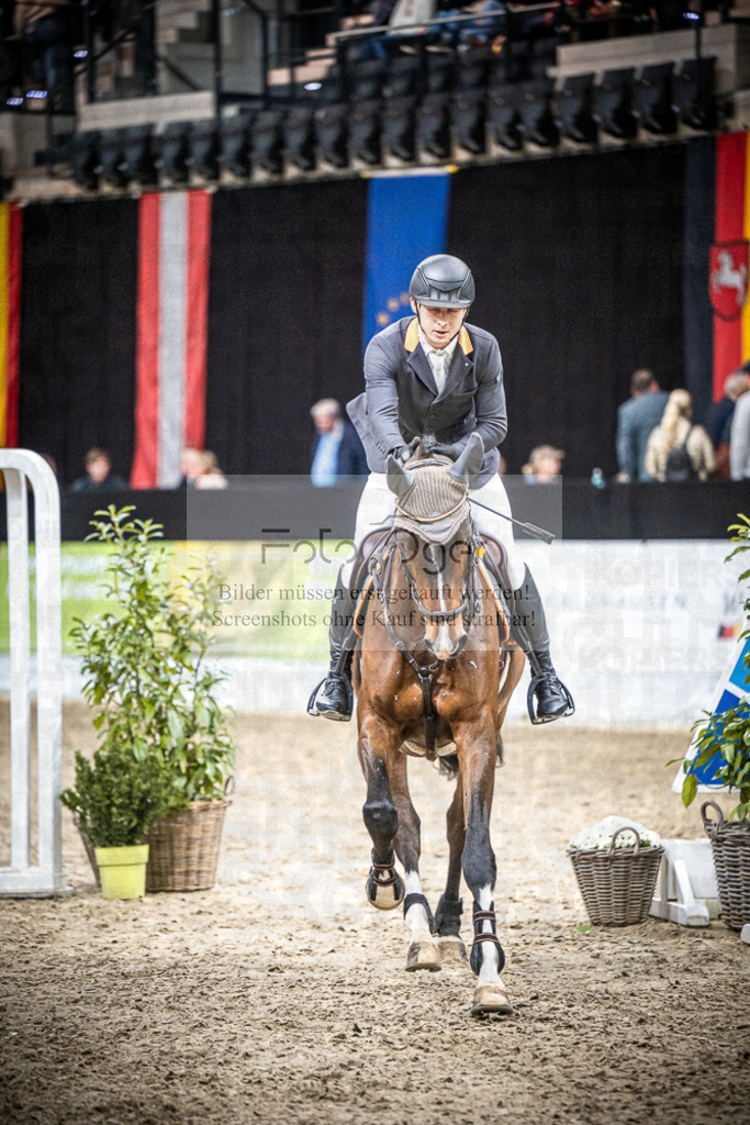 DOS_1328 | Entdecke hochwertige Reitturnierfotos von Foto Oger. Professionell, emotional und authentisch – jetzt Lieblingsmomente im Shop bestellen.Deutschlandweite Turnierfotografie. - Realisiert mit Pictrs.com