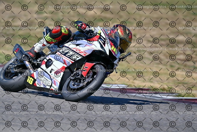 26bt04-0122 | markuskiefer.com - Realisiert mit Pictrs.com