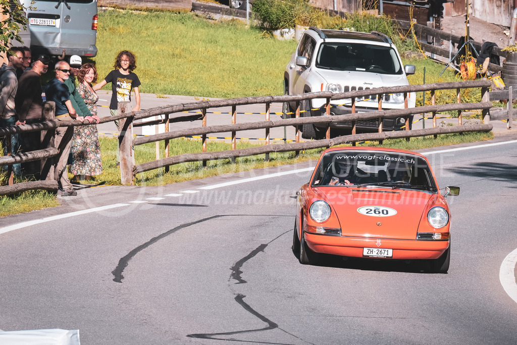 21. Arosa ClassicCar 2025 - 6. =September= 2025 | Guido Moresi aus Neerach (SUI) in einem Porsche 911S aus dem Jahre 1968 mit Startnummer 260 am Arosa ClassicCar 2025 in der Kategorie Classic Trophy..@arosaclassiccar, @arosa.official, #arosaclassiccar, #arosa, #76curves, #classiccarBild: Sportfotografie Markus Aeschimann | www.markus-aeschimann.ch - Realisiert mit Pictrs.com