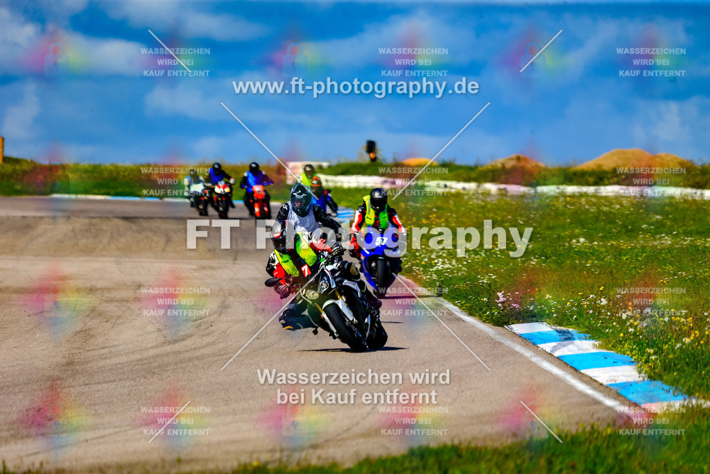 007-5890 | Hier findet Ihr Bilder von Touristenfahrten auf der Nürburgring Nordschleife oder von anderen Veranstaltungen die ich besucht habe. Viel Spass beim Durch Schauen 