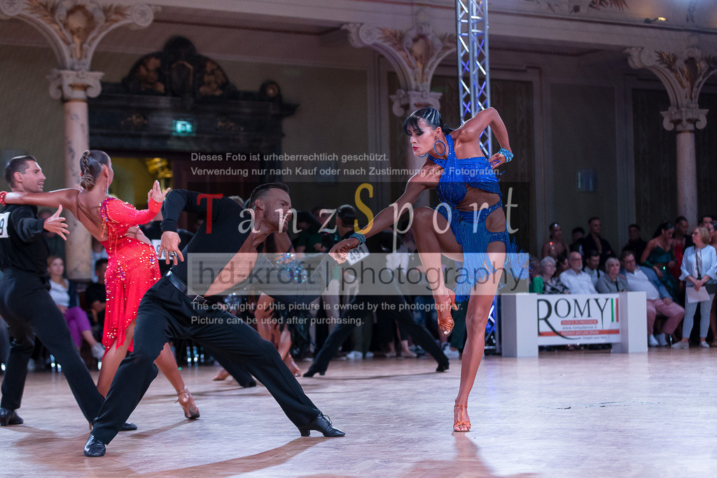 20240706_WDSF_WO_Latin_10645 | Tanzsportbilder, Standardtanz, Lateintanz, WDSF, DTV, LTVB, dancecomp, goc, hessen tanzt, blaues band der spree, walzer, tango, wiener walzer, slowfox, quickstepp, samba, rumba, cha-cha-cha, paso doble. jive, hd-kroft photography, turniertanzsport