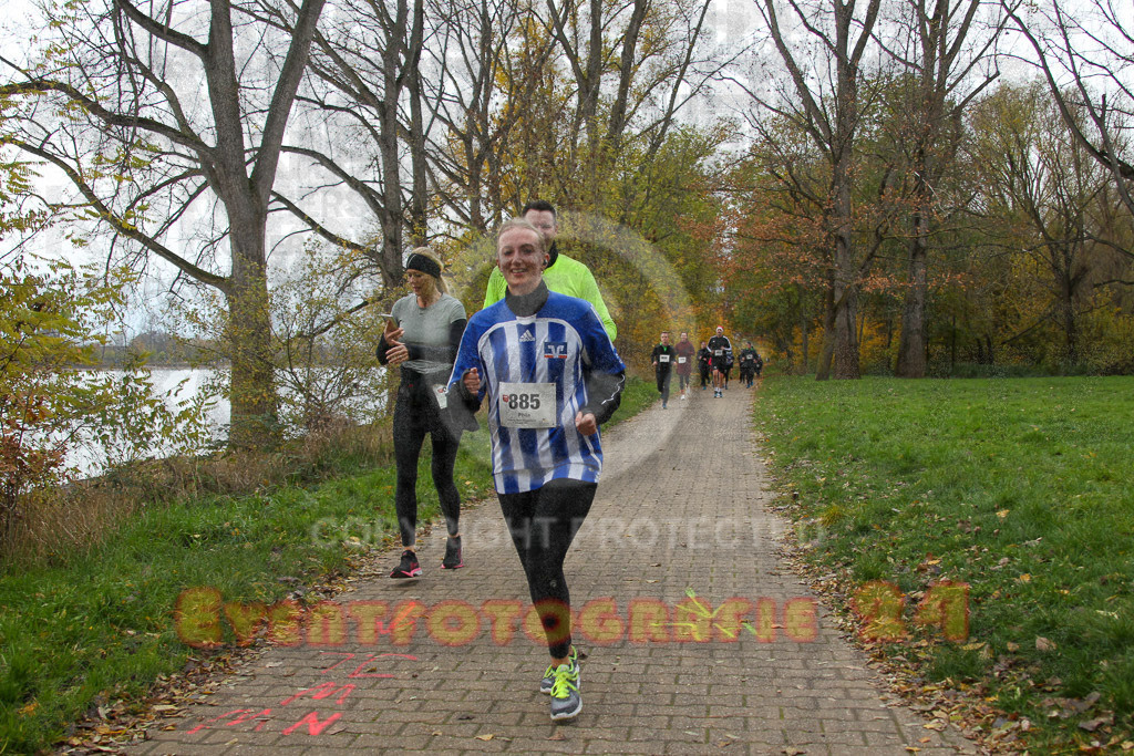 221127_1042_EV4_2038 | Sportfotografie im Rhein-Sieg Kreis, Köln, Bonn, NRW, Rheinland Pfalz, Hessen, etc. Unser Tätigkeitsfeld umfasst den Laufsport vom Volkslauf über den Marathon, Duathlon, Triathon bis zum Ultralauf wie Kölnpfad Ultra oder Schindertrail.