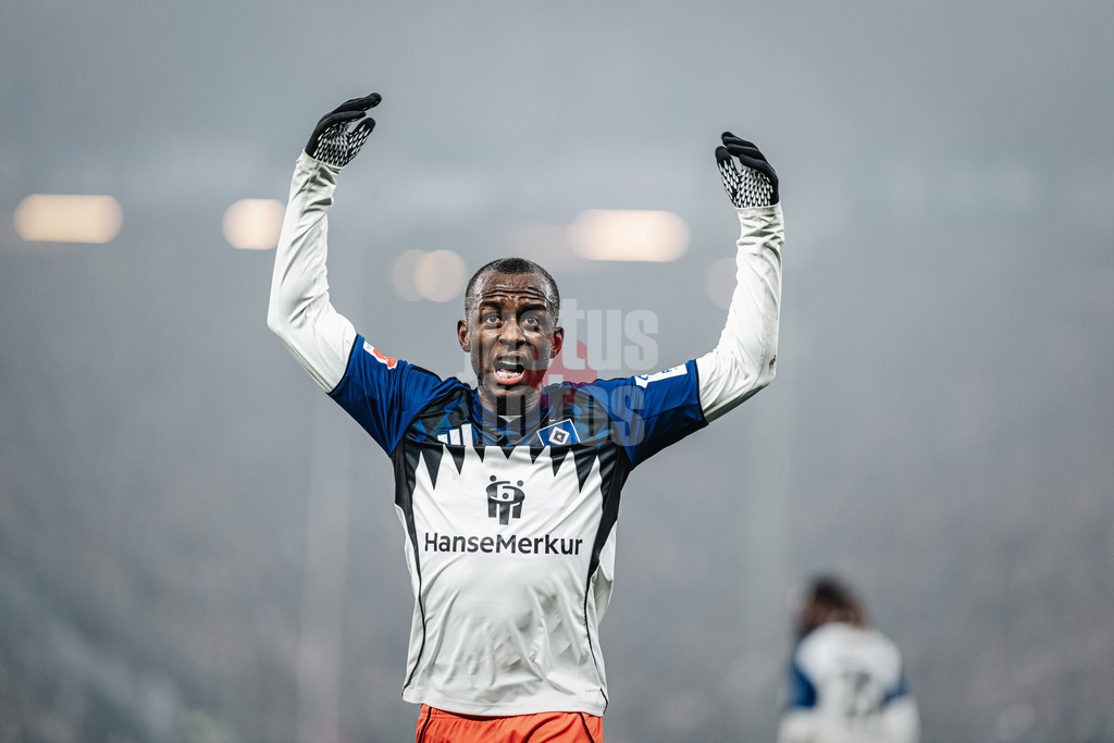 Fußball | Männer | Saison 2025/2026 | 1. Fußball-Bundesliga | 13. Spieltag | Hamburger SV vs. SV Werder Bremen | 07.12.2025 | Jean-Luc Dompe (#7, HSV) heizt die Fans ein