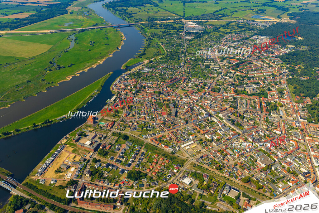 Luftbild Wittenberge - Die Luftaufnahme wurde 2025 vom UL-Flugzeug heraus erstellt ( keine Drohne ) - Hochauflösende Luftaufnahme - für professionelle Ausdrucke geeignet. Die Geschenkidee !Hier alle&nbsp;Infos zur Lizenzierung der LuftaufnahmeWir fliegen auch dieses Jahr wieder in Ihre Region um Luftbilder zu erstellen.- Luftbild anfragen