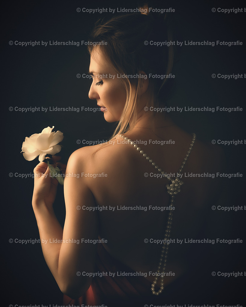 Anna 1 | Der Fotograf aus Frankfurt (Oder), Hochzeitsfotograf, Portraitfotograf, Aktfotograf, Babybauchfotograf, Menschen fotografieren, Fotostudio Frankfurt (Oder)