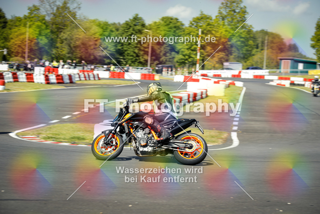 OBK_Mai_Justin_Uwe-10451 | Hier findet Ihr Bilder von Touristenfahrten auf der Nürburgring Nordschleife oder von anderen Veranstaltungen die ich besucht habe. Viel Spass beim Durch Schauen 