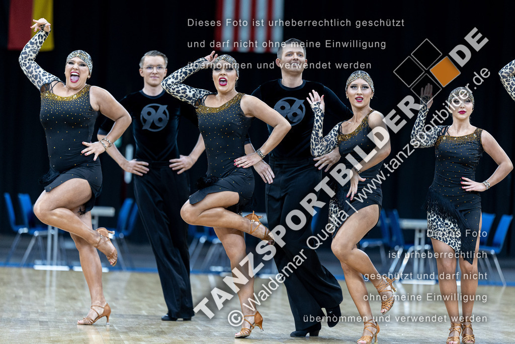 20240310-00773 | Hier finden Sie Tanz Bilder vom Latein und Standard Formationen tanzen. Sportbilder vom Tanzsport. Schöne Fotos und von Weltmeisterschaft, Europameisterschaft, Bundesliga, Regionalliga, Oberliga und Landesliga sowie von GOC Stuttgart, DanceComp, WM Bremen