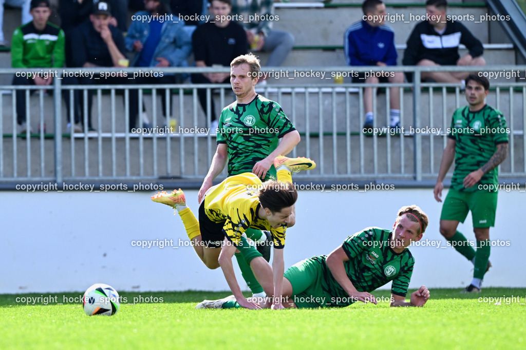 SC Landskron vs. FC Faakersee | Flugeinlage, #23 Jona Jakob Steinwender SC Landskron, #12 Moritz Nico Prugger FC Faakersee, #7 Markus Ulbing SC Landskron, SC Landskron vs. FC Faakersee, SC Landskron vs. FC Faakersee am 27.04.2025 in Villach (Sportanlage Landskron), Austria, (Photo by Bernd Stefan)