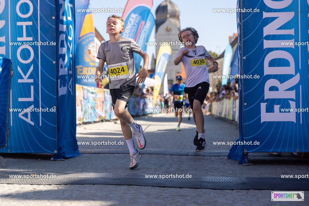 VJ__3374 | Stadtlauf Erding 2025 #stadtlauferding #erdingstadtlauf #stadtlauf_erding #laufmotivation #trisporterding #yourpictrs #sportshot_your_pictrs