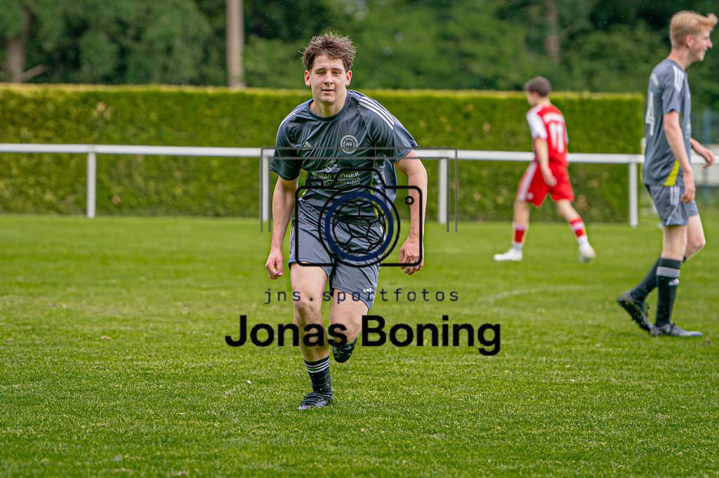 MEISTERVILABÜ0020 | jns.sportfotos - Realisiert mit Pictrs.com
