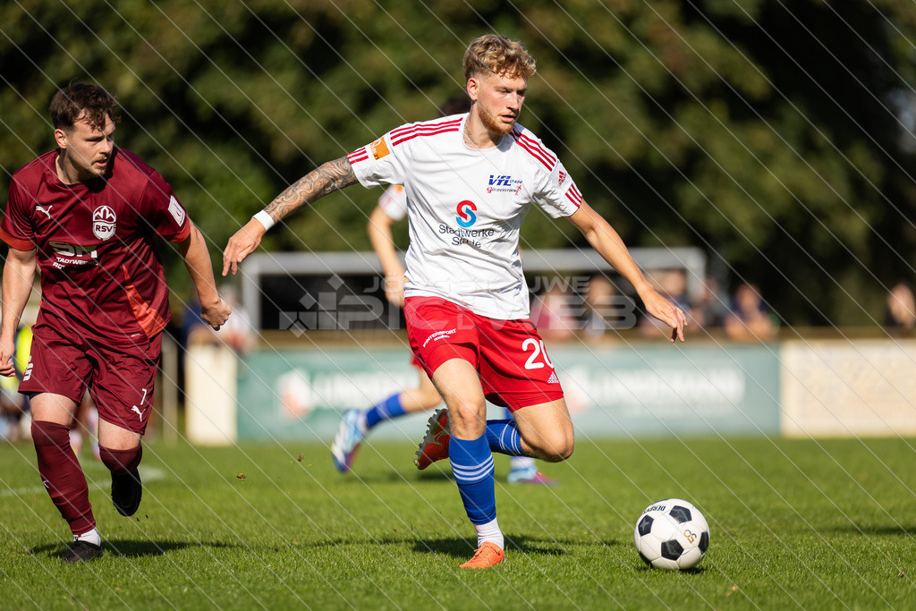 20250928_Picselweb-Fotografie_1R3_1415 | Spielszenen aus dem Spiel VfL Güldenstern Stade - Rotenburger SV. Ergebnis 0:3 - Realisiert mit Pictrs.com
