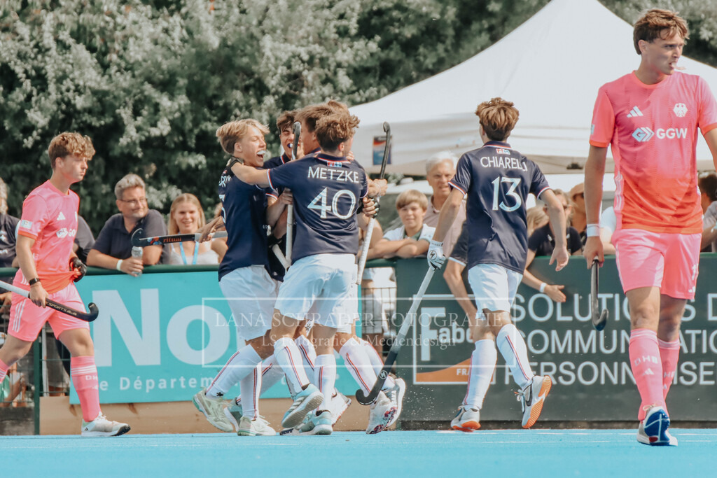 EM_MU18_F_GER-FRA_Lille_bearbeitet (86 von 433) | lanaschraderfotografie - Realisiert mit Pictrs.com