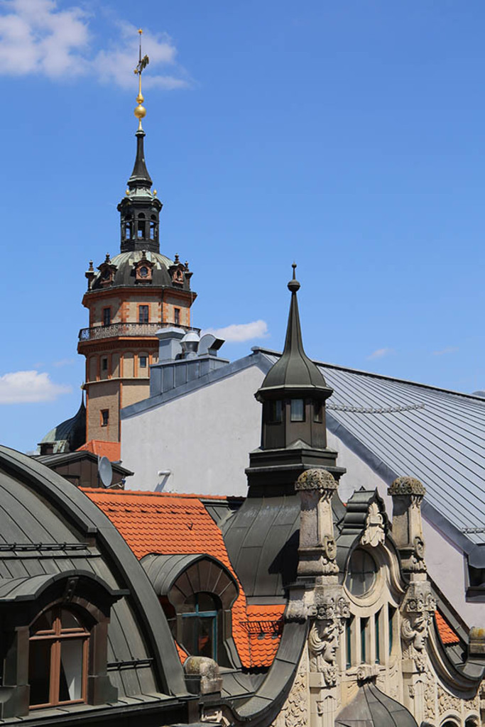 Bildlexikon Leipzig - Nikolaikirche | Das Team hinter BILDLEXIKON LEIPZIG bündelt historische wie aktuelle Informationen über die Stadt Leipzig in Text und Bild auf einer Plattform und stellt diese der interessierten Öffentlichkeit zur Verfügung.