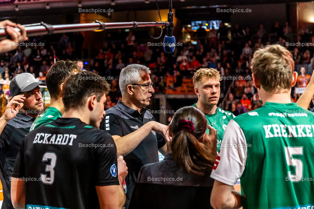 2024-00111638-Bundesliga-BR-Volleys-Haching-München |  16.11.2024; Berlin Foto: Gerold Rebsch - www.beachpics.de