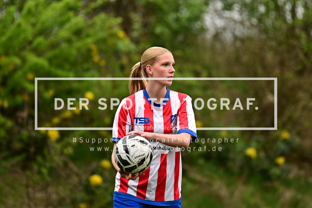 Fußball I Frauen I Saison 2025-2026 I Kreisliga I 13. Spieltag I FC Rosengarten - SV Ahlerstedt-Ottendorf IV I 167369 | Der Sportfotograf. - Realisiert mit Pictrs.com
