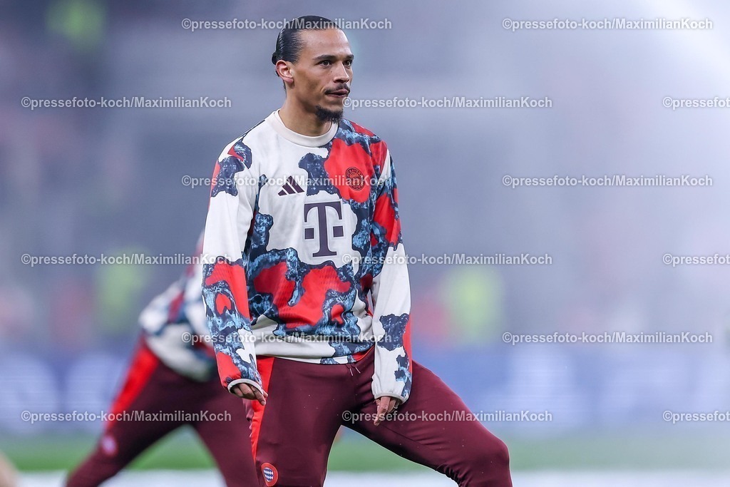 UCL11032502211 | 11.03.2025, Fußball, UEFA Champions League, Bayer 04 Leverkusen - FC Bayern München, Achtelfinale Rückspiel, BayArena, Saison 2024 2025: Leroy Sane (FC Bayern #10)DFB regulations prohibit any use of photographs as image sequences and or quasi-video.