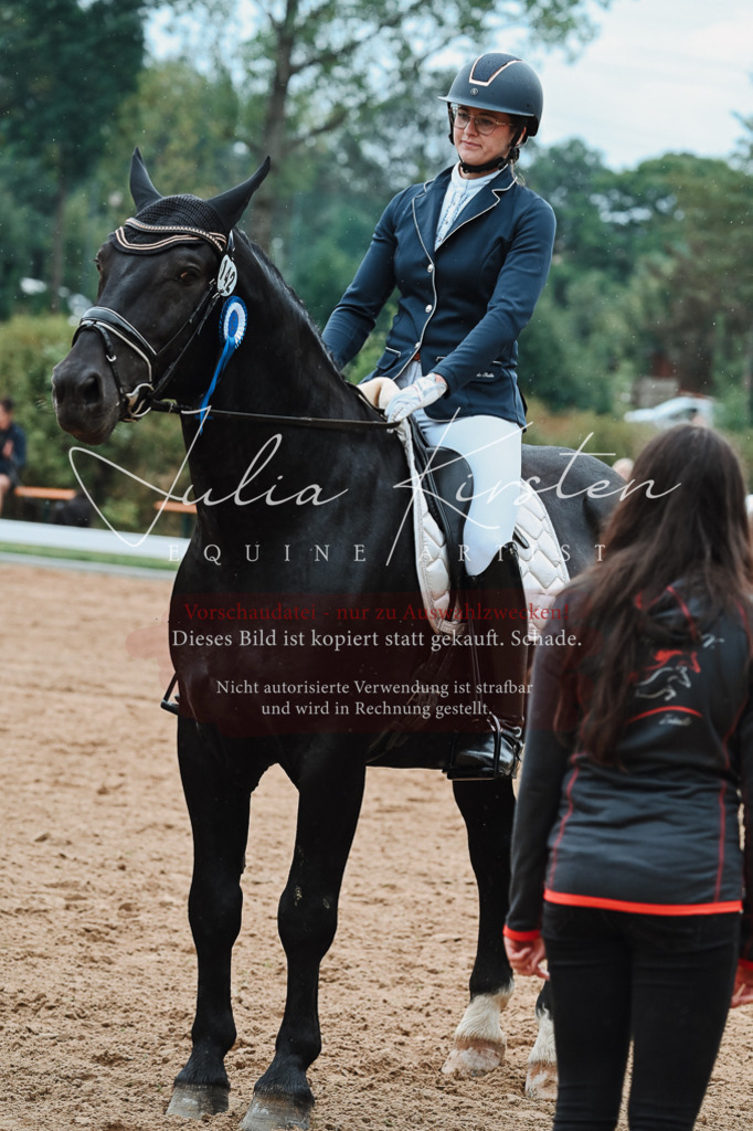 DSC_7267 | Pferde- und Turnierfotografie in Westsachsen. Pferdeportraits, Auftragszeichnungen und intuitive Kunst.