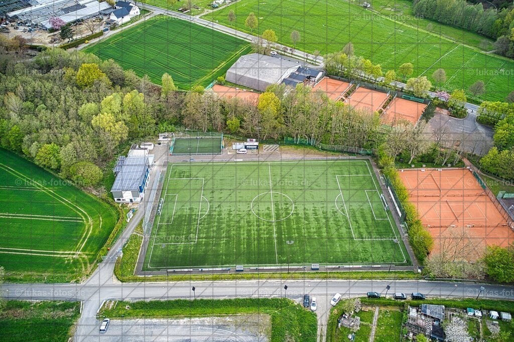 Luftbild Sportplatz FC Frohlinde | Luftbild Sportplatz FC Frohlinde - Realisiert mit Pictrs.com