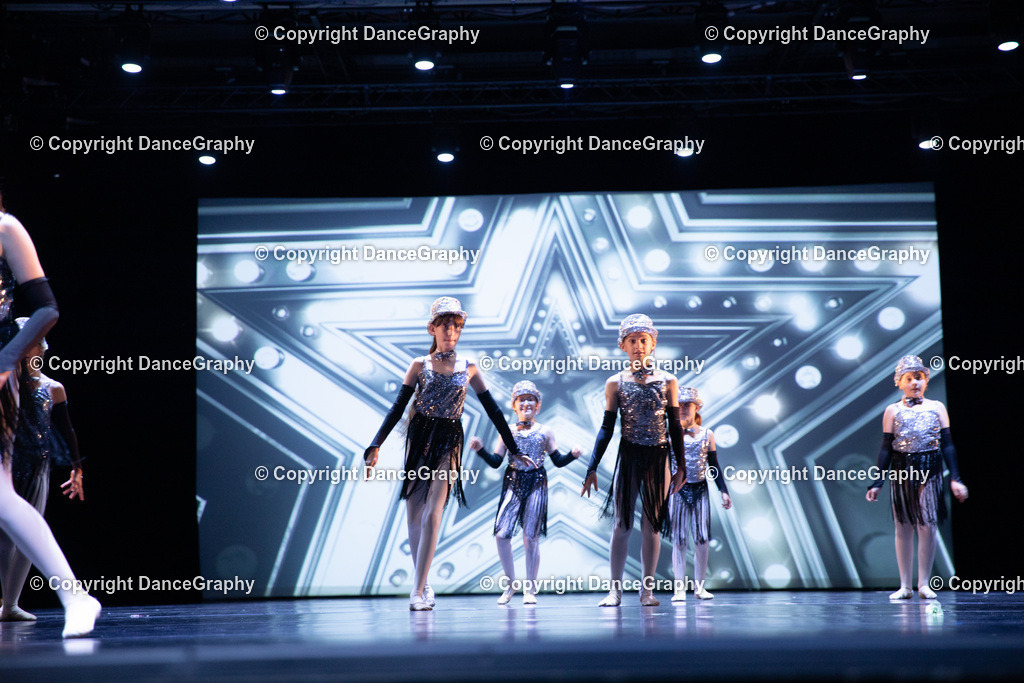 GPHY4949 | DanceGraphy - Realisiert mit Pictrs.com