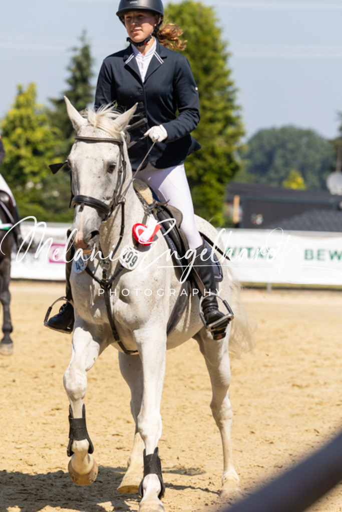 7I8A2383-2 | melanie-engelhardt-photography - Realisiert mit Pictrs.com