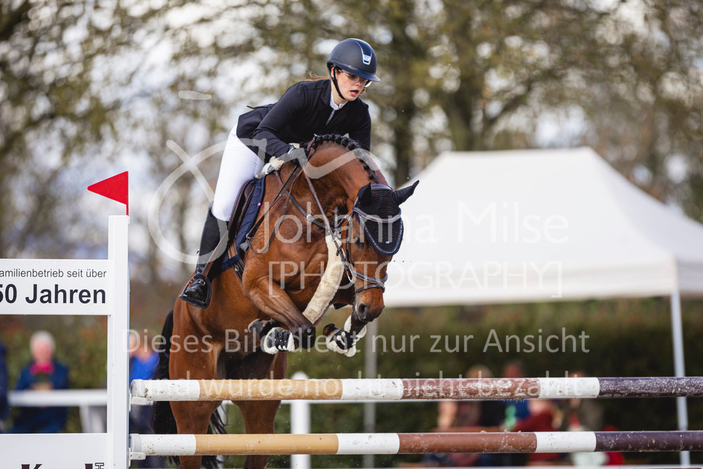 240424_Lemwerder_Stil-L-187 | Deine schönsten Turniermomente als professionelle Fotos! Entdecke hochwertige Pferdesport-Fotografie im Online-Shop. Jetzt Fotos finden & bestellen!