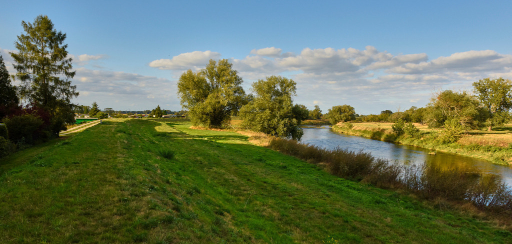 Mulde bei Hohenprießnitz 01 | Fotos als Raumschmuck - Realisiert mit Pictrs.com