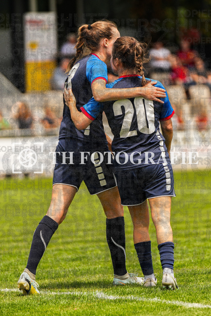 GER, FC Hauingen - SV Waldhaus, Frauen-Fussball, Rothaus Bezirkpokal, Finale, Saison 2024/2025, 29.05.2025 | GER, FC Hauingen - SV Waldhaus, Frauen-Fussball, Rothaus Bezirkpokal, Finale, Saison 2024/2025, 29.05.2025Foto: TH Fotografie/Alessio Bosco