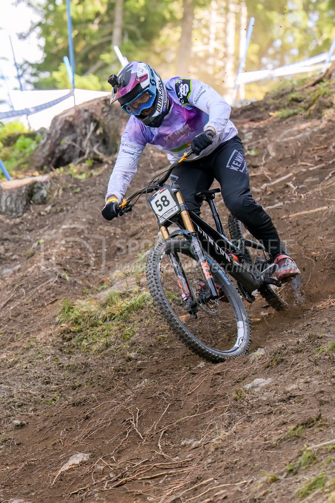 UCI Mountain Bike World Cup Lenzerheide 2022 - Downhill - 9. July 2022 | UCI Mountain Bike World Cup Lenzerheide 2022 - Downhill
Bike Kingdom, Lenzerheide
#58 CABIROU Rudy (FRA)
Bild: Sportfotografie Markus Aeschimann | www.markus-aeschimann.ch - Realisiert mit Pictrs.com