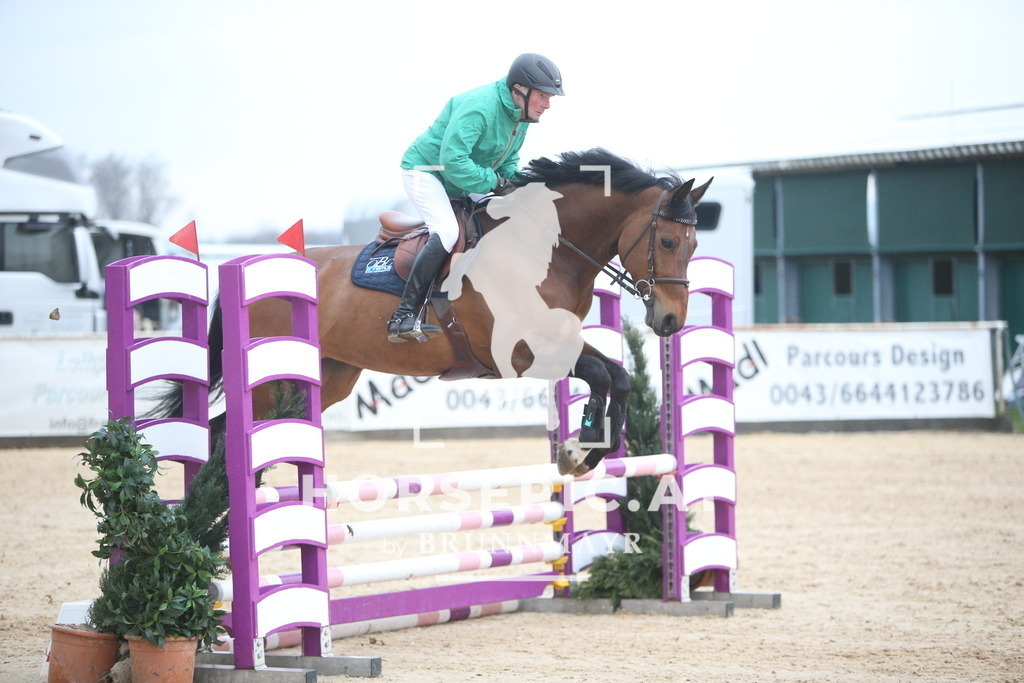 AS8V1629 | Willkommen bei Brunnmayr - Design & Fotografie – Ihrem Spezialisten für Reitturniere und Pferdeveranstaltungen in Oberösterreich, Salzburg und Bayern! Seit über 17 Jahren sind wir leidenschaftlich dabei.