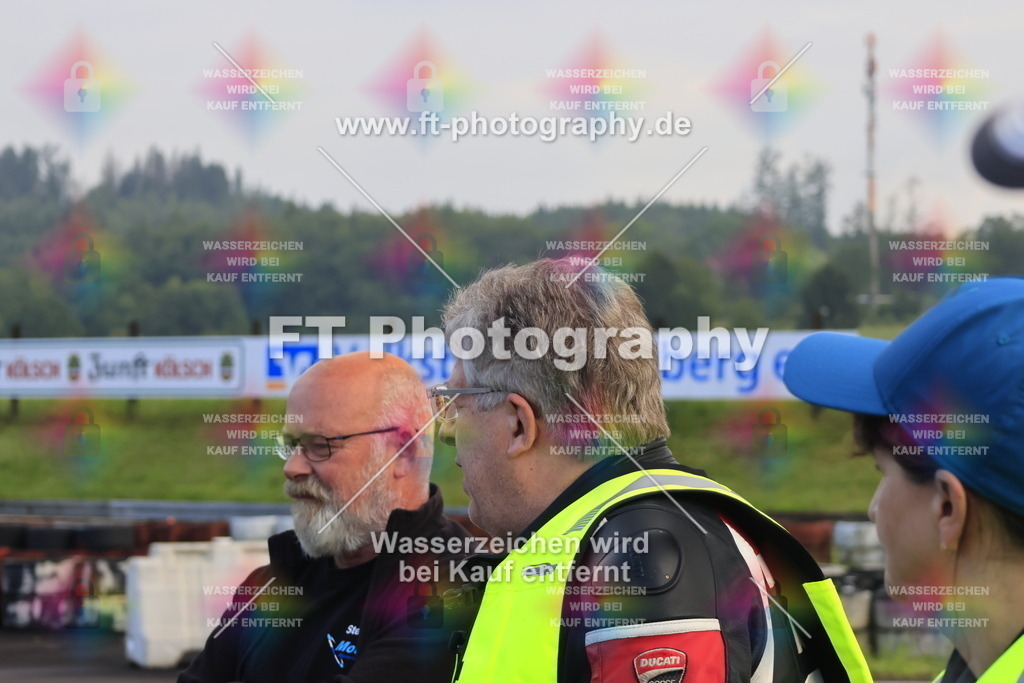 _TCM2646 | Hier findet Ihr Bilder von Touristenfahrten auf der Nürburgring Nordschleife oder von anderen Veranstaltungen die ich besucht habe. Viel Spass beim Durch Schauen 