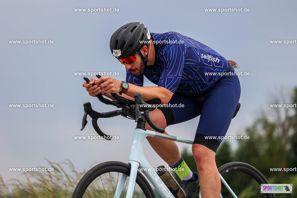 BR8A6111 | Stadttriathlon Erding 2025. #yourpictrs #sportshot_your_pictrs @Sportshotphotography #stadttriathlonerding Copyright: www.sportshot.de