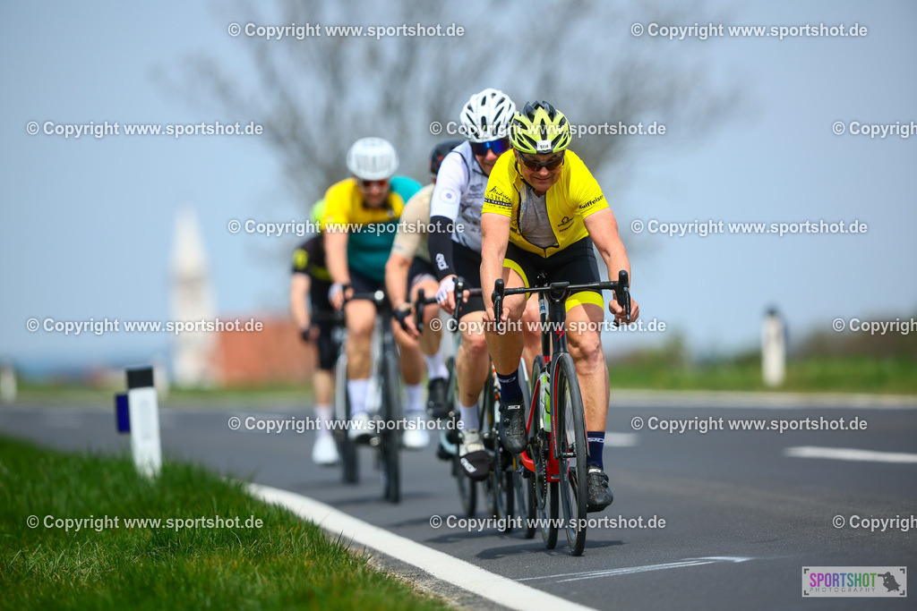 314_TRA56444 | Neusiedlersee Radmarathon 2026@sportshot_your_pictrs #yourpictures#roadtowm2029 #nrm #neusiedlerseeradmarathon #neusiedlersee #neusiedlerseetourismus #burgenland #mörbisch #nrm26 #burgenlandtourismus #voglundco #poweredbyburgenlandtourismus #radsport #rad #marathon #ucigranfondo #visitburgenland #ucigranfondoworldseries