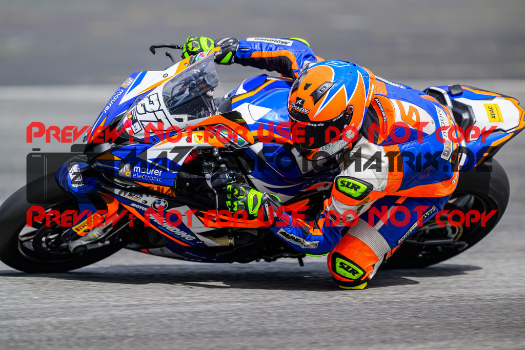 MaZZes_FotoMatrix_240615_8280 | WEISS