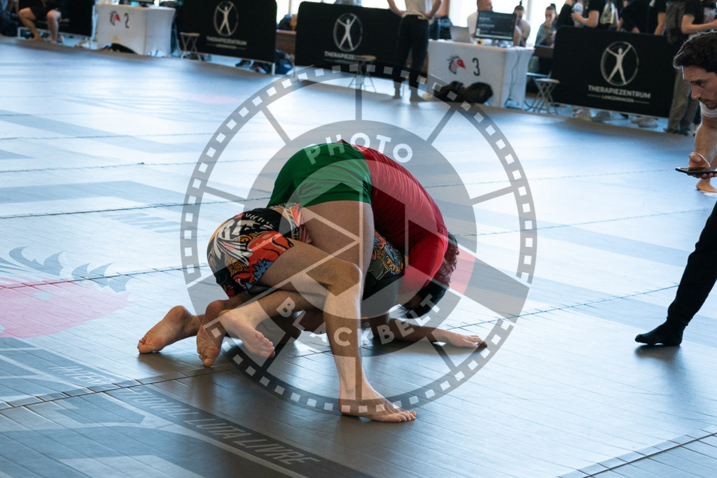 20250329PBB2739 | Fighters compete during the International Luta Livre (ILLCS) Germany IX Spring 2025 Competition spring on March 29, 2025 in Hannover, Germany.© Chiara Dazi