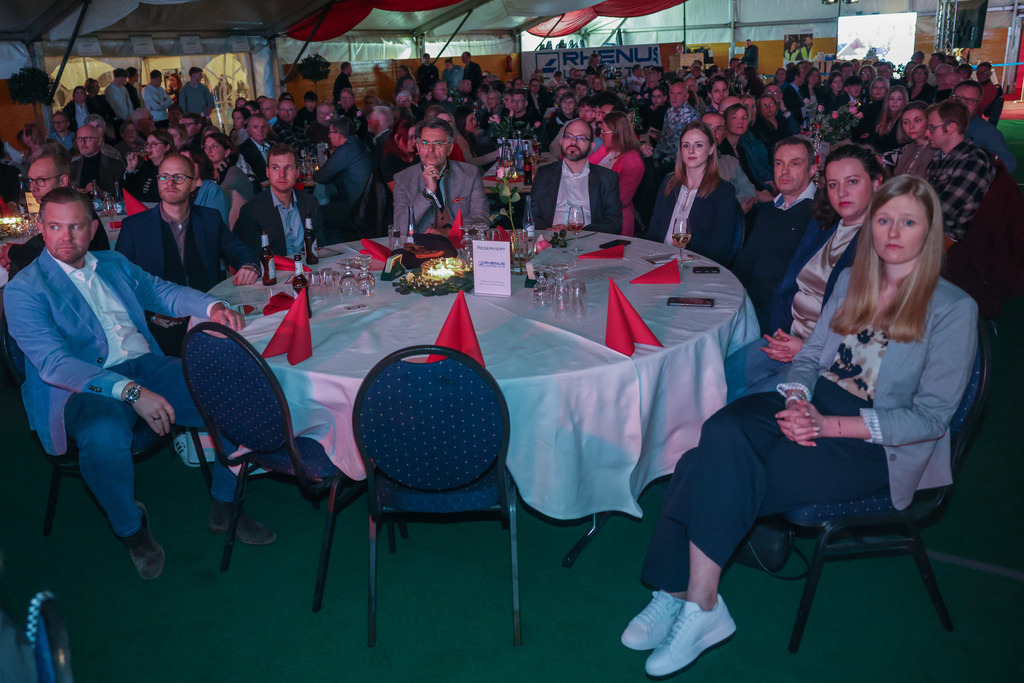 top-top.de250214-153 | Die 3. Weseler SportNacht, die große Sportgala mit Ehrungen der Weseler Sportler des Jahres 2024 findet am Freitag, den 14.02.2025 im Festzelt an der Rheinpromenade statt.Foto: Erwin Pottgiesser