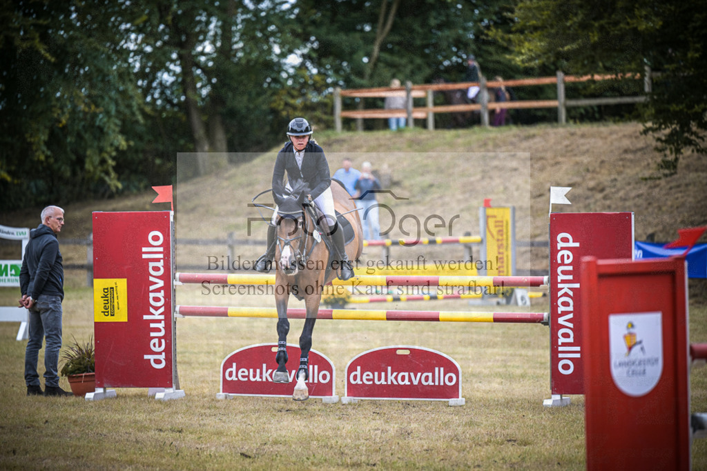 DOS_0095 | Entdecke hochwertige Reitturnierfotos von Foto Oger. Professionell, emotional und authentisch – jetzt Lieblingsmomente im Shop bestellen.Deutschlandweite Turnierfotografie. - Realisiert mit Pictrs.com