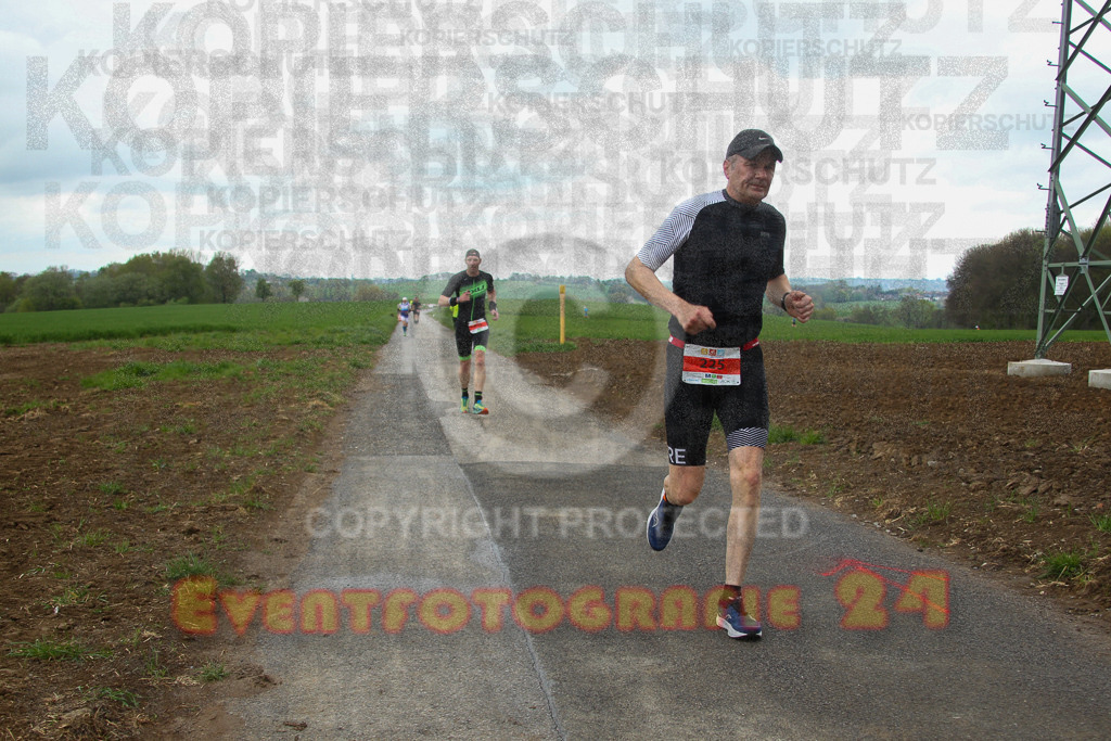 250413_1127_EV4_7778 | Sportfotografie im Rhein-Sieg Kreis, Köln, Bonn, NRW, Rheinland Pfalz, Hessen, etc. Unser Tätigkeitsfeld umfasst den Laufsport vom Volkslauf über den Marathon, Duathlon, Triathon bis zum Ultralauf wie Kölnpfad Ultra oder Schindertrail.