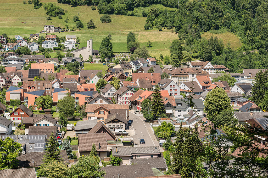 Wohnquartier | in Bubendorf, Baselland, Schweiz. - Realisiert mit Pictrs.com