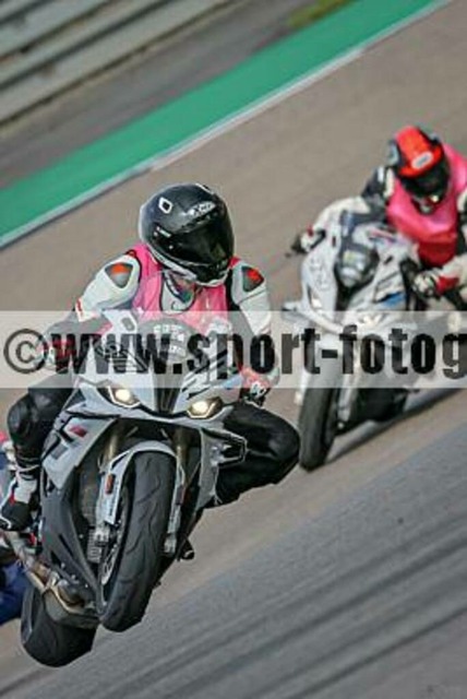 spof5305 | Professionelle Fotos von Sportveranstaltungen, aber auch Hochzeiten und anderen Events. - Realisiert mit Pictrs.com