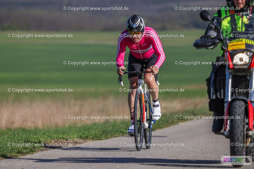 368A3948 | Neusiedlersee Radmarathon 2026@sportshot_your_pictrs #yourpictures#roadtowm2029 #nrm #neusiedlerseeradmarathon #neusiedlersee #neusiedlerseetourismus #burgenland #mörbisch #nrm26 #burgenlandtourismus #voglundco #poweredbyburgenlandtourismus #radsport #rad #marathon #ucigranfondo #visitburgenland #ucigranfondoworldseries