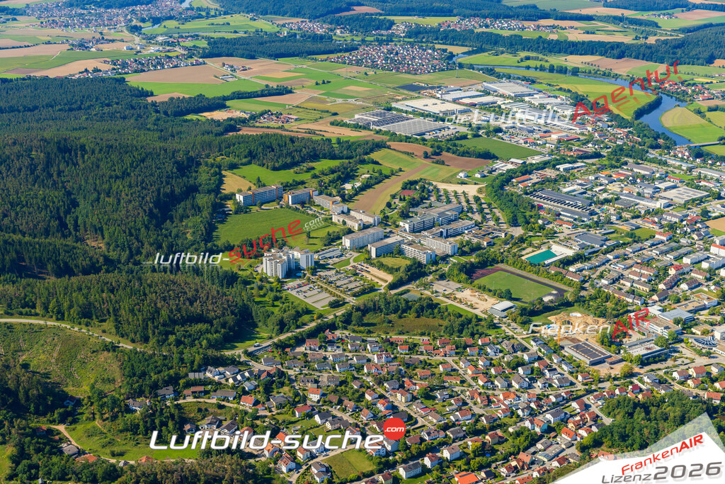 Luftaufnahme von Regenstauf Vs Google Maps- Die Luftaufnahme wurde 2025 vom UL-Flugzeug heraus erstellt ( keine Drohne ) - Hochauflösende Luftaufnahme - für professionelle Ausdrucke geeignet. Die Geschenkidee !Mit Lizenz und Bildrechte bestellbar
