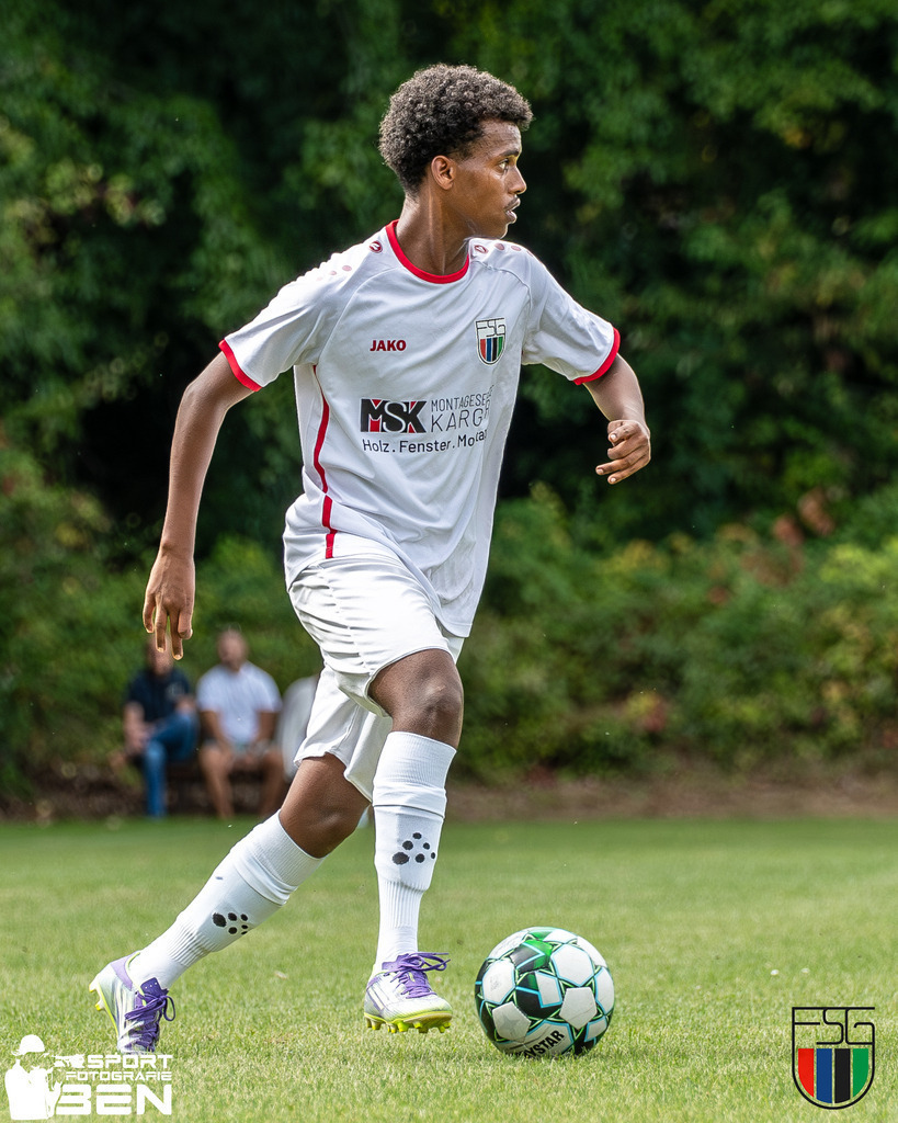 D50_3900 | sportfotografie_ben - Realisiert mit Pictrs.com