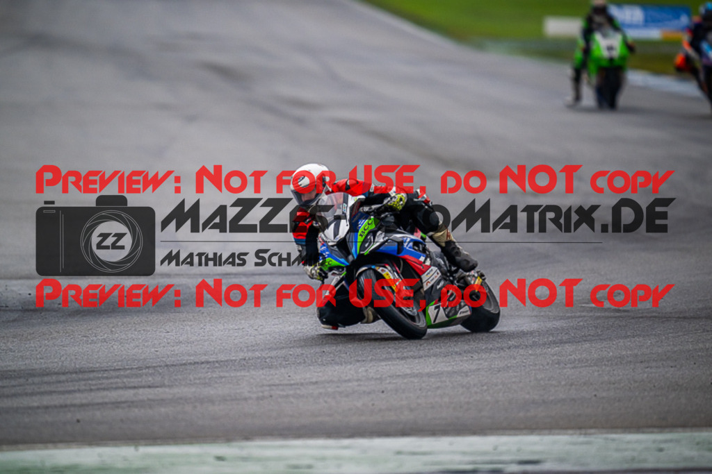 MaZZes_FotoMatrix_220925_5643 | IDM1000