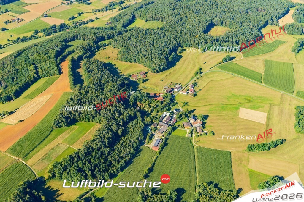 Geislareuth Mistelgau Bild- Das Luftbild wurde 2025 vom UL-Flugzeug heraus erstellt ( keine Drohne ) - Hochauflösende Luftaufnahme -Nicht vergleichbar mit Google Maps oder Satelittenbilder- Die Geschenkidee !Mit Lizenz und Bildrechte bestellbar