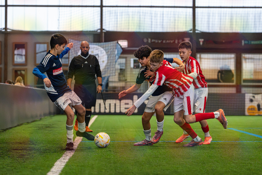 blr.pics-134 | Professionelle Fußball- und Sportfotografie. Spielbilder online ansehen und kaufen – Einzelbilder oder komplette Galerien in hoher Qualität. - Realisiert mit Pictrs.com